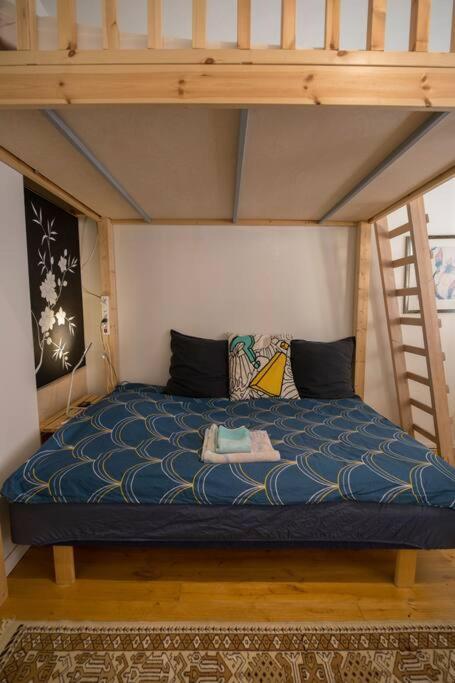 טמפרה A Lovely Apartment Near Railway Station And Arena. מראה חיצוני תמונה