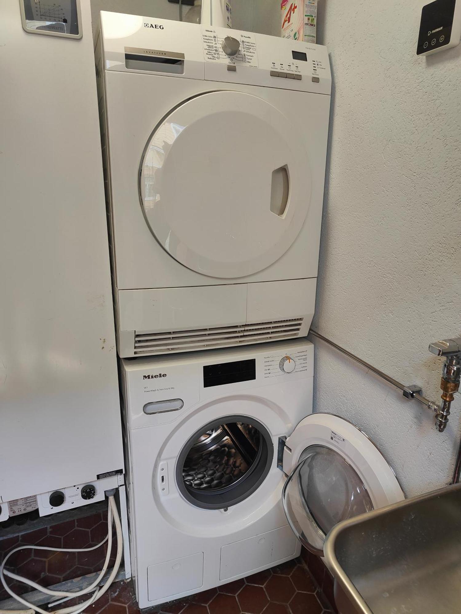 טמפרה A Lovely Apartment Near Railway Station And Arena. מראה חיצוני תמונה