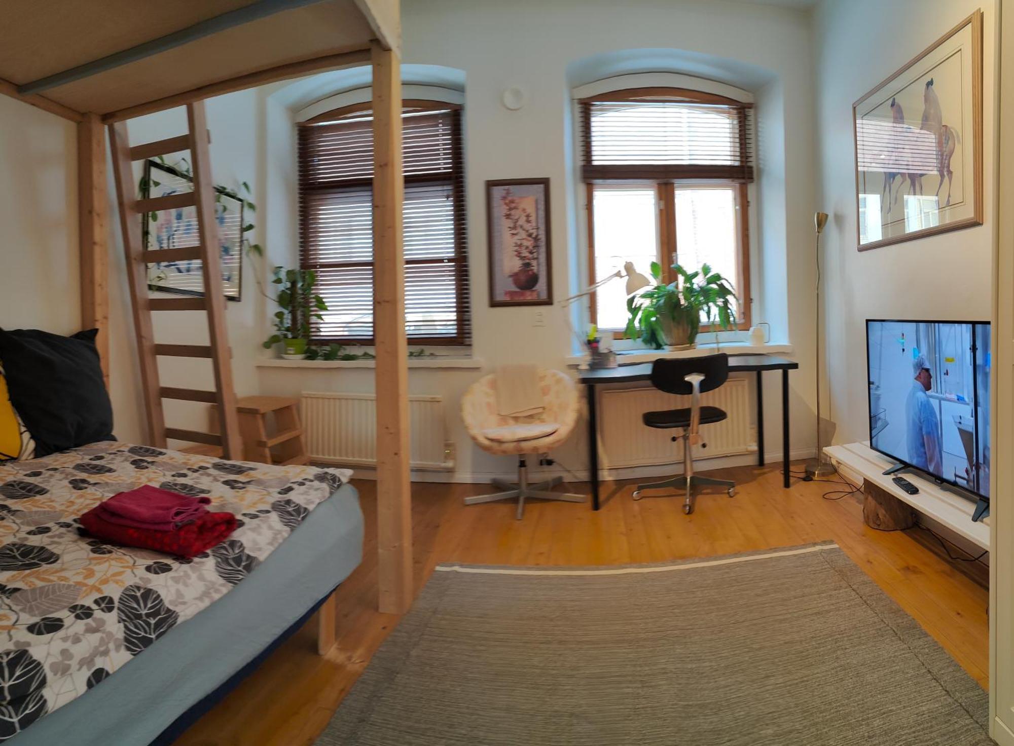 טמפרה A Lovely Apartment Near Railway Station And Arena. מראה חיצוני תמונה